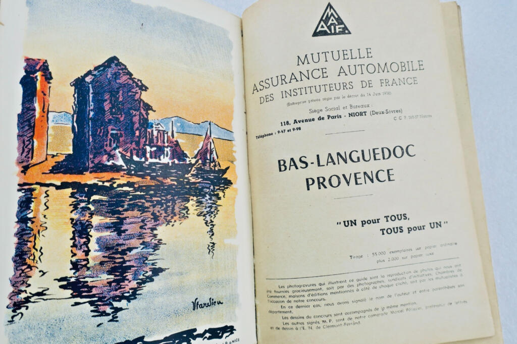Tourist Guide to Lower Languedoc and Provence 1952