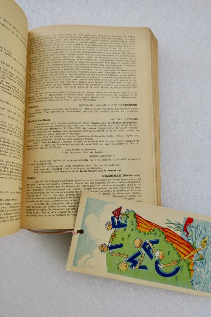 Tourist Guide to Lower Languedoc and Provence 1952