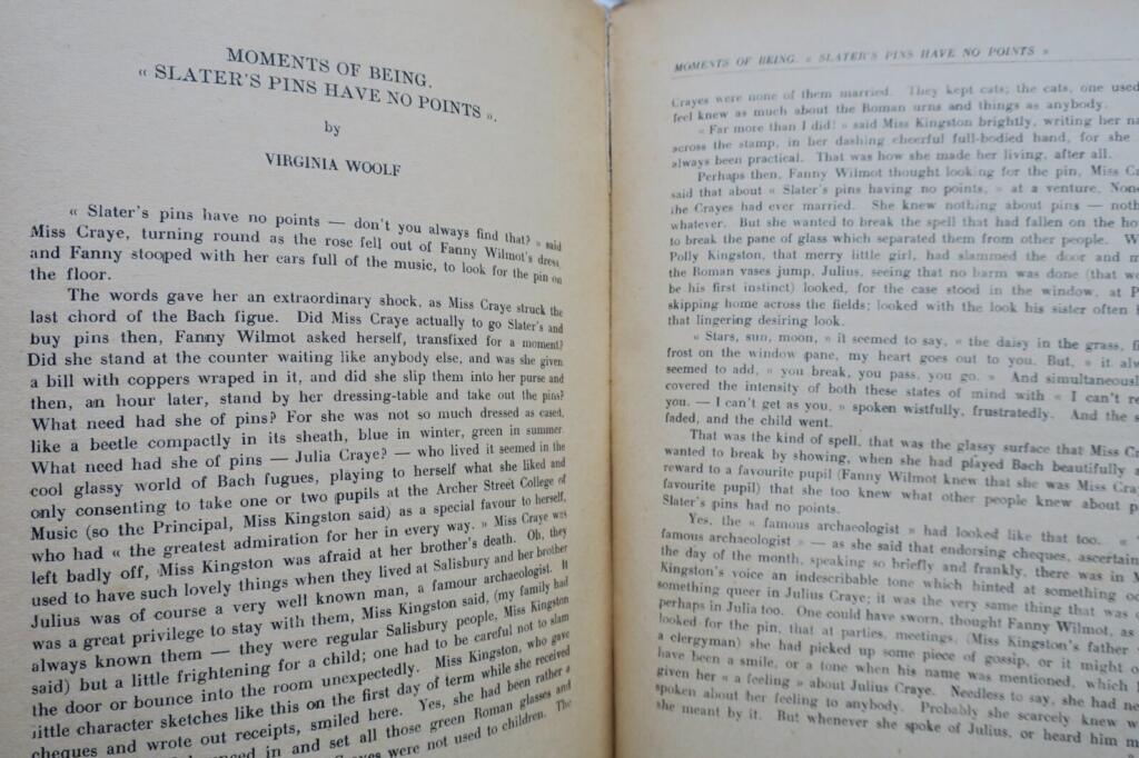 Bilingual literary quarterly, first issue 1929