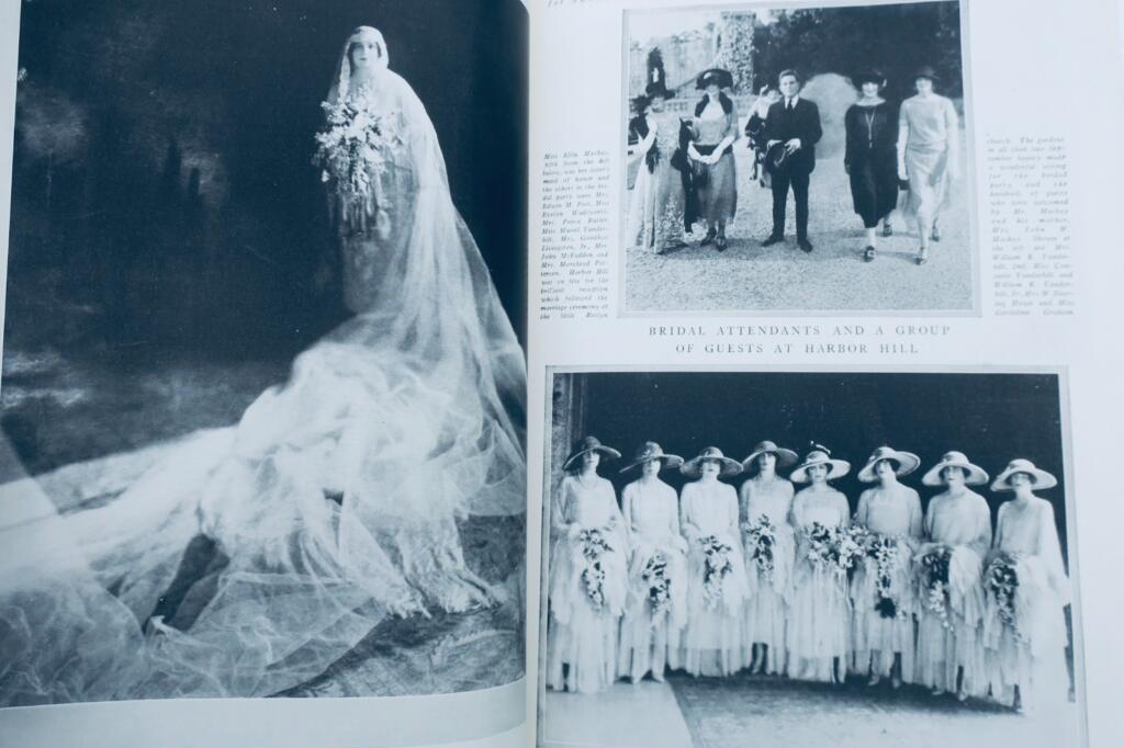 Harper&rsquo;s Bazar November 1922