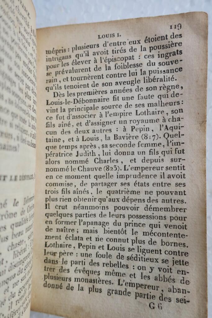 《供青少年使用的法国史,附地图》1828年