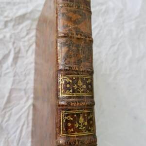 Histoires choisies des auteurs profanes traduites en français avec le latin