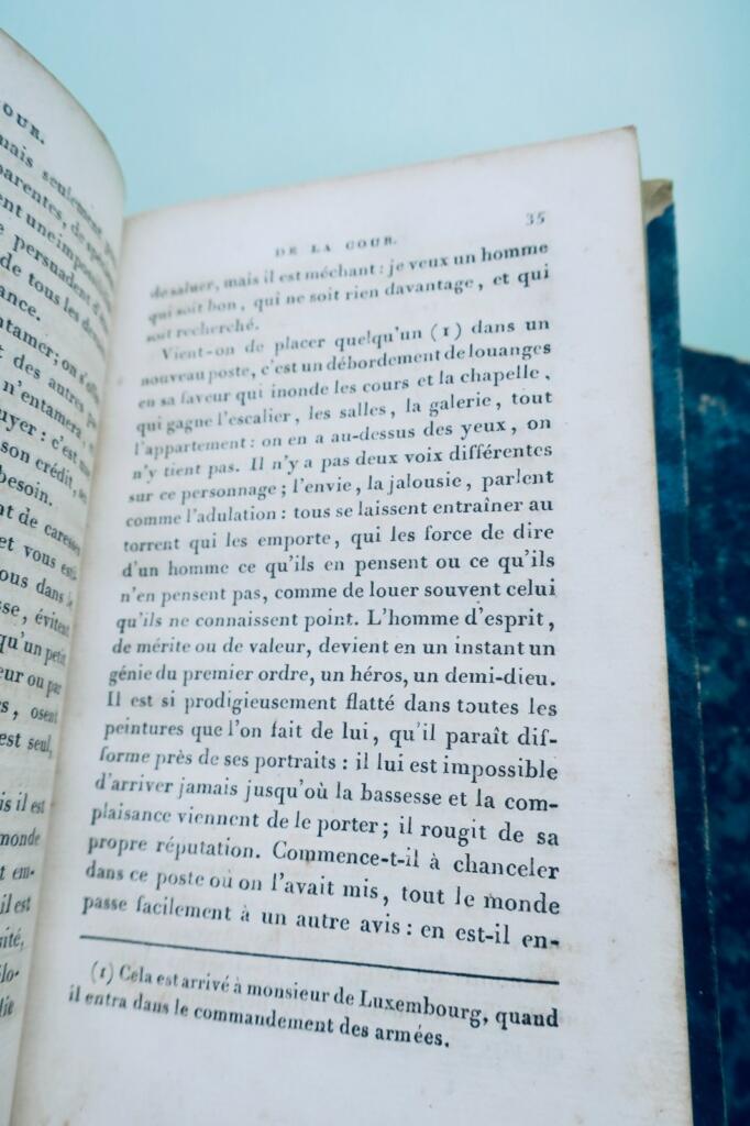 La Bruyère les caractères 1832 mini