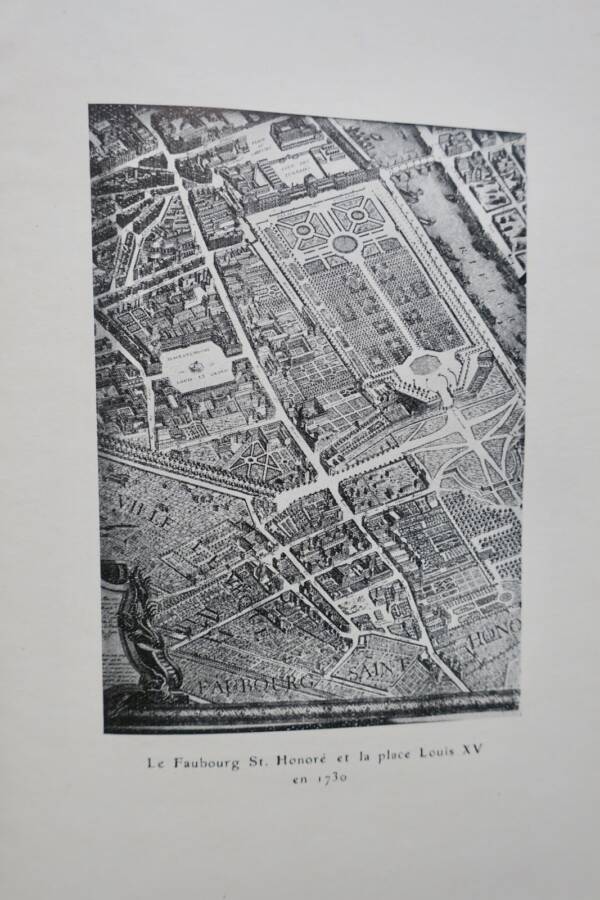 Paris historical handbook