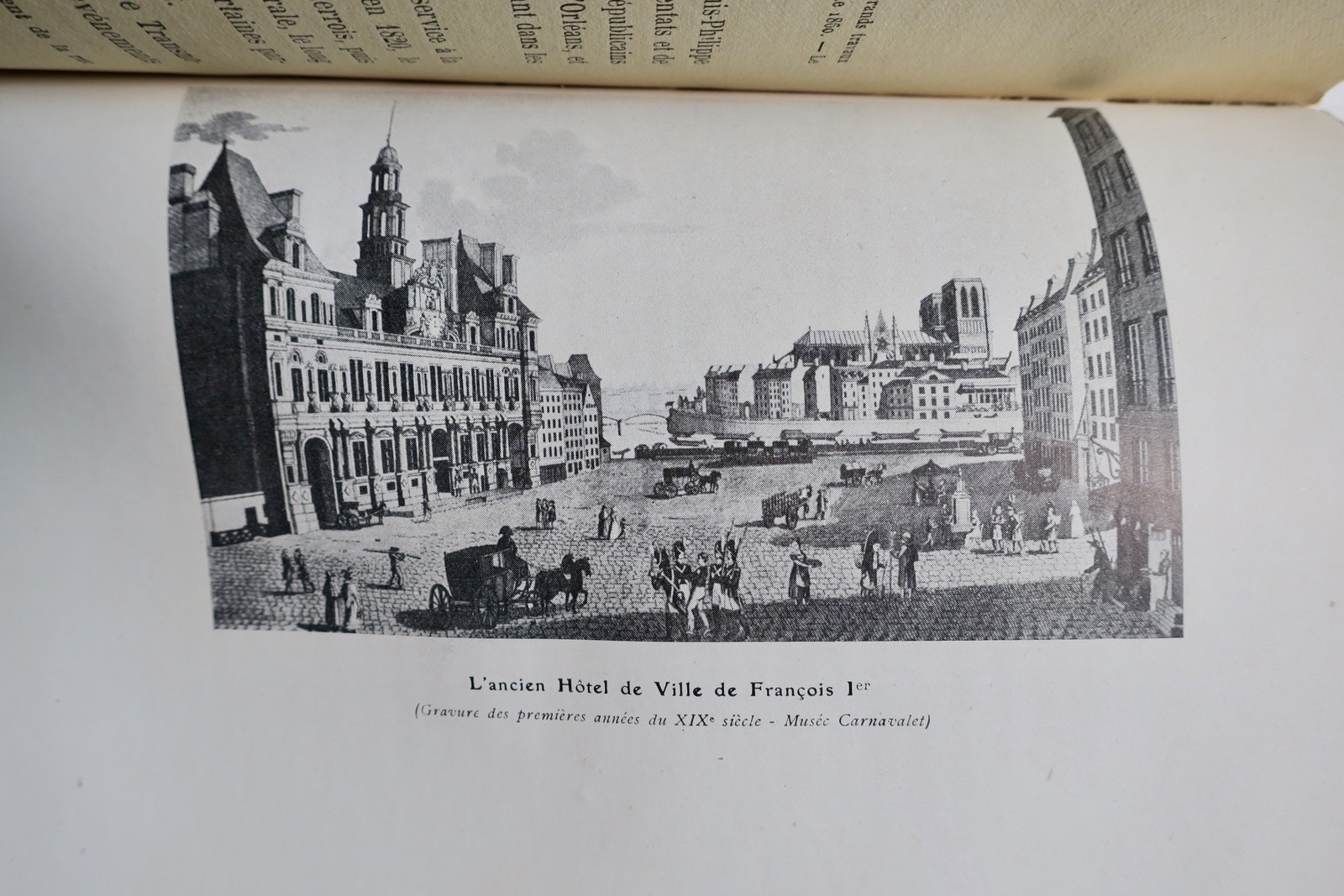 Paris historical handbook – Image 7