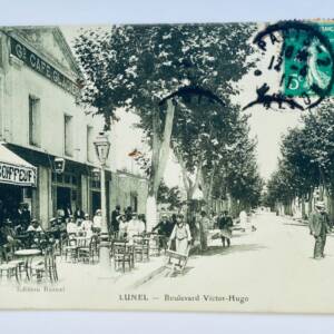 Lunel boulevard Victor Hugo café coiffeur