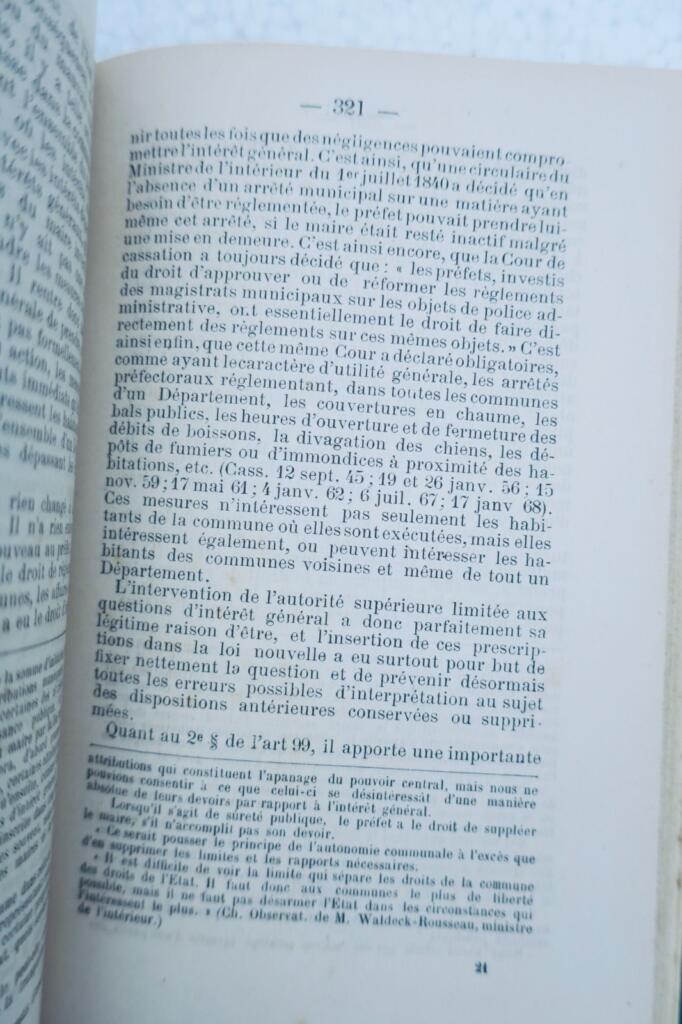 Französisches Kommunalrecht von 1884 kommentiert