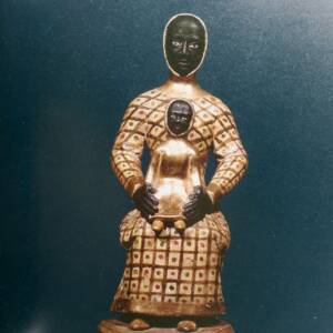 MAJESTES DU CANTAL - IMAGES DE LA VIERGE EN HAUTE-AUVERGNE