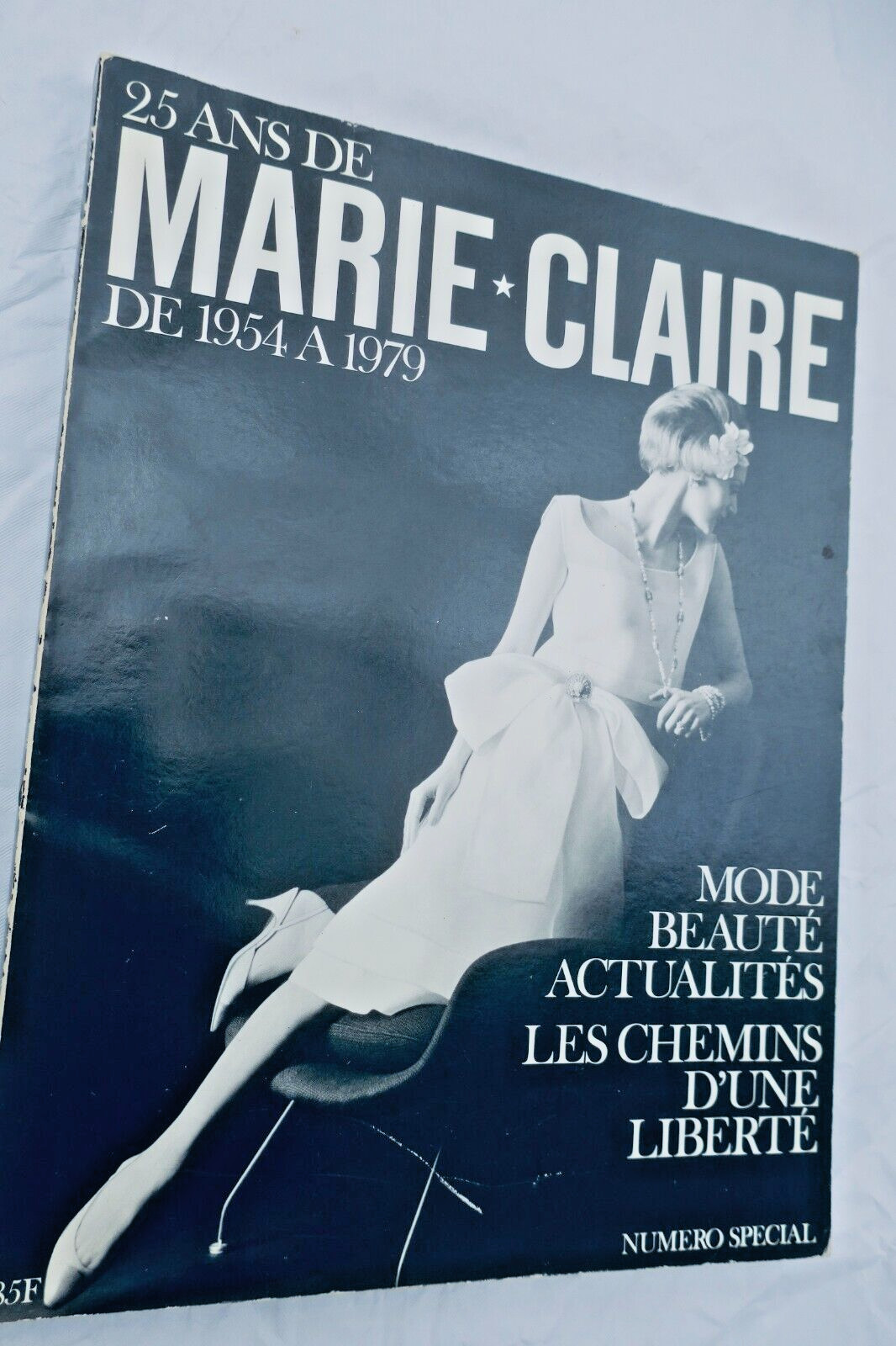 Marie-Claire n° Spécial : 25 Ans de Marie-Claire de 1954 à 1979 – Image 3