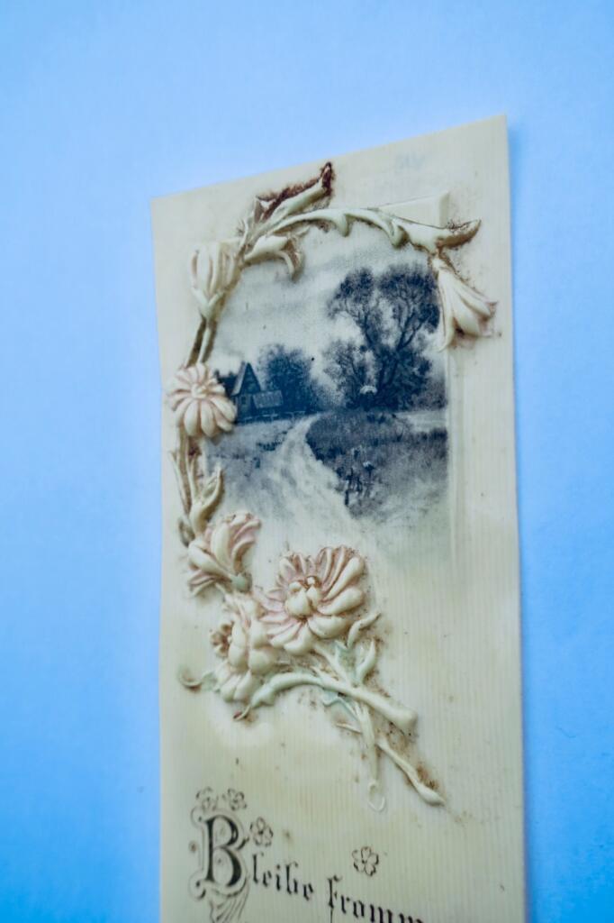 浮雕花卉书签