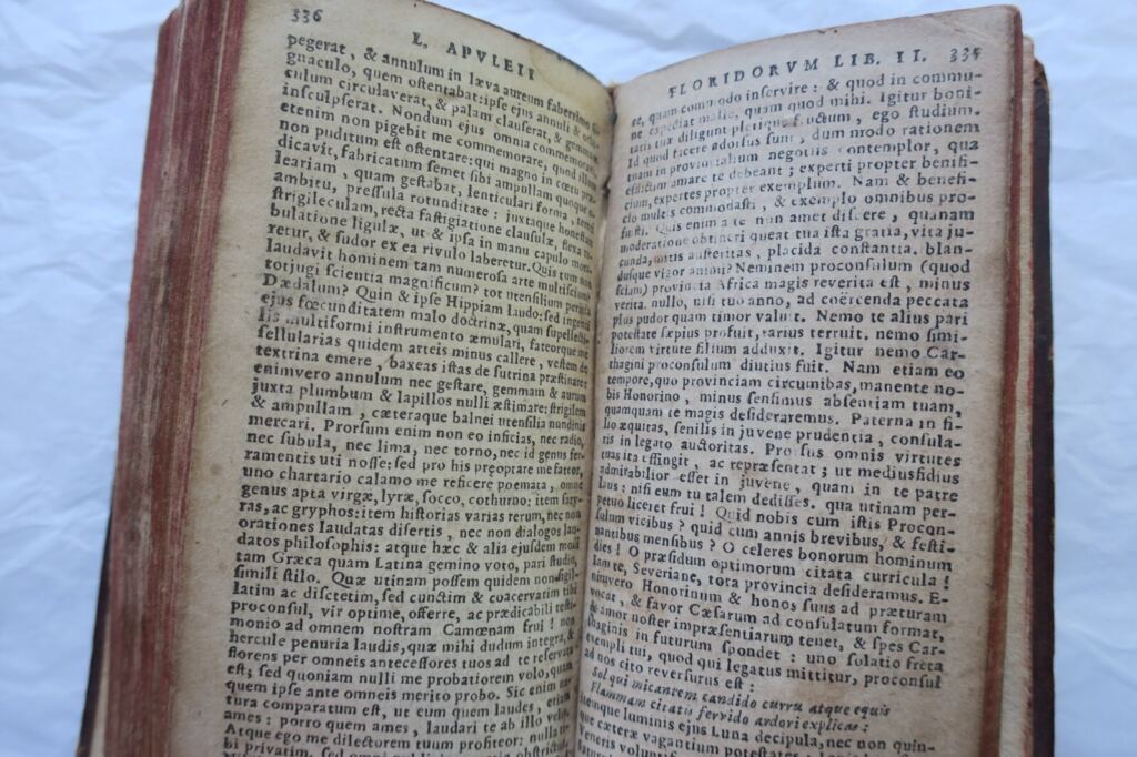 Eine Ausgabe von Apuleius' Werken