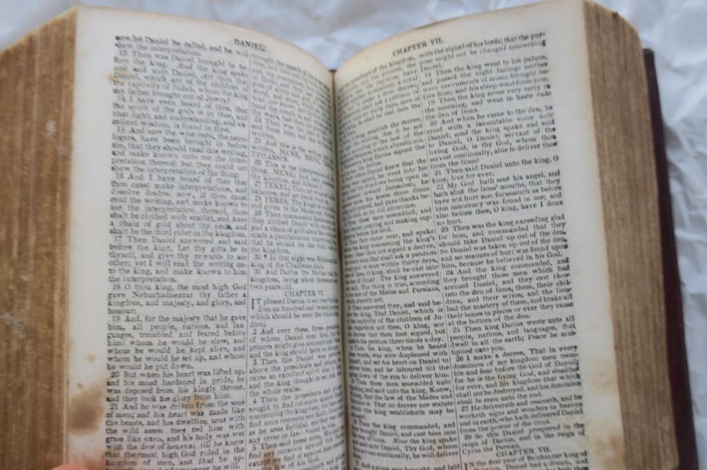mini Bible The Holy Bible. Old & New Testaments 1854