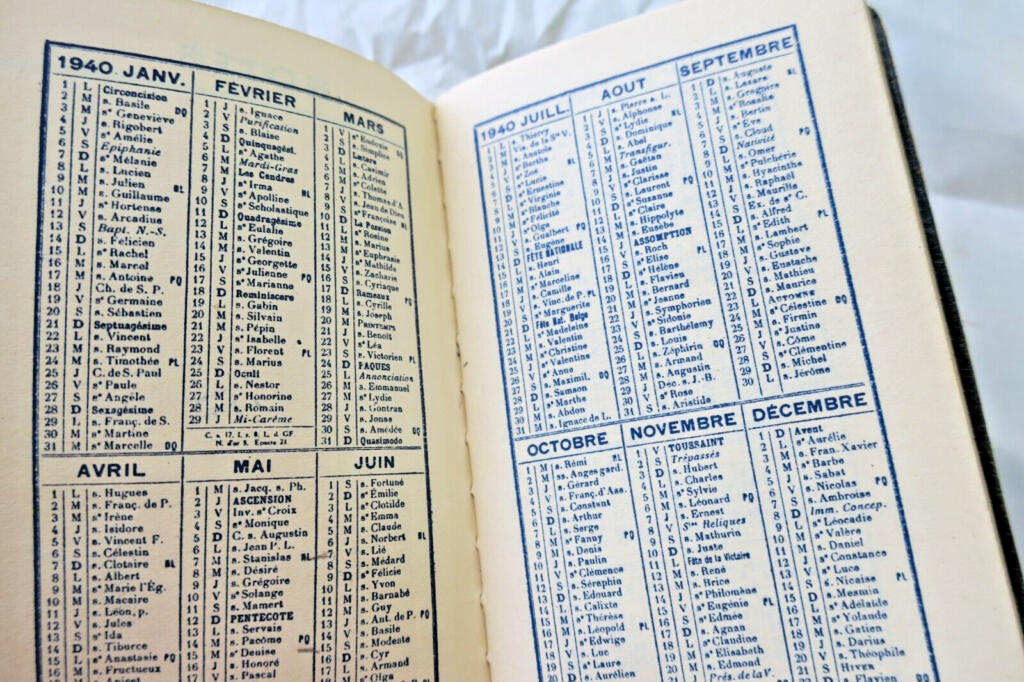 Mini calendrier agenda bijou 1940