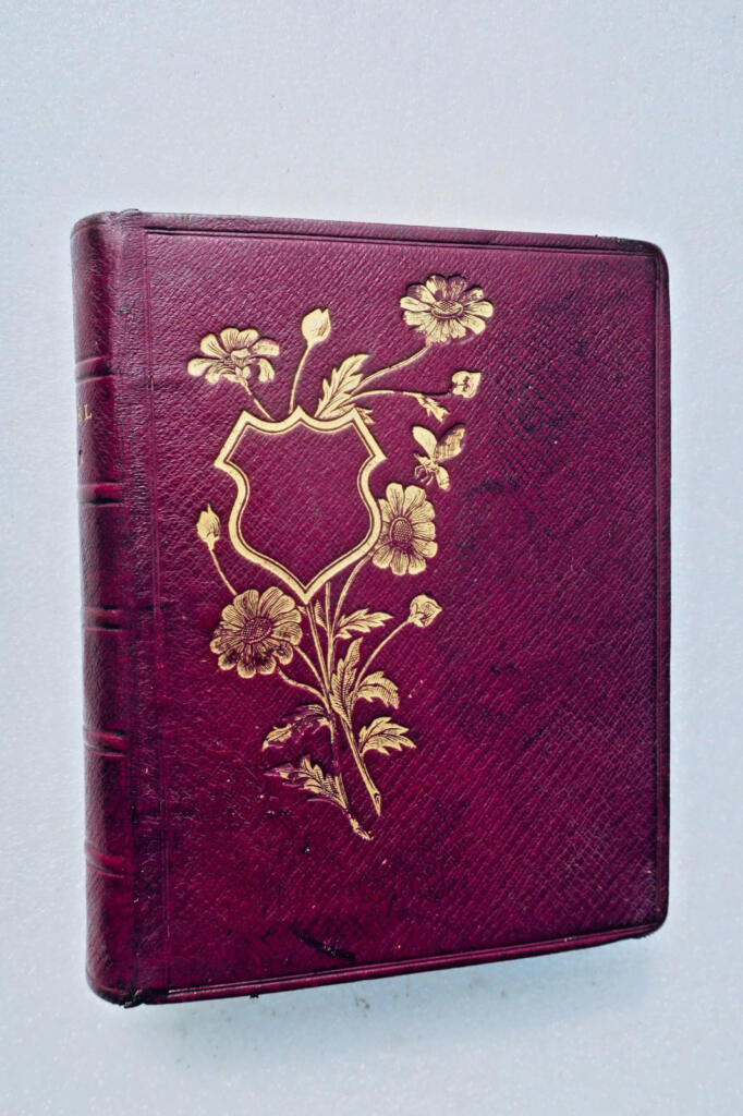MISSEL ROMAIN CONTENANT LES OFFICES DE TOUS LES DIMANCHES 1889