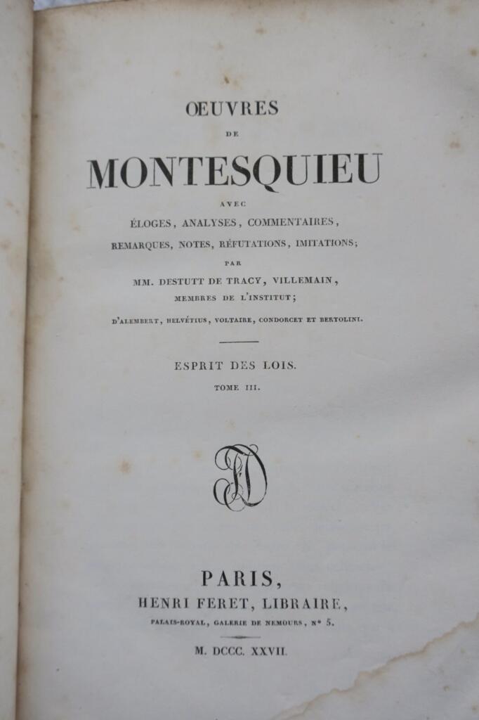 Essays über die Werke von Montesquieu