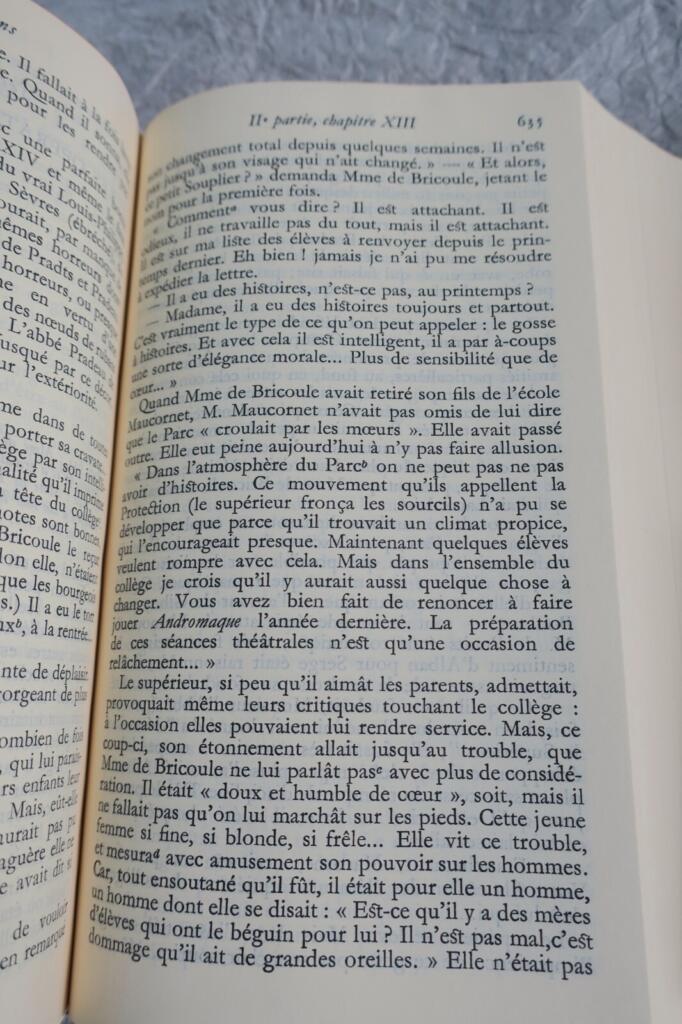 Complete novels and non-theatrical works