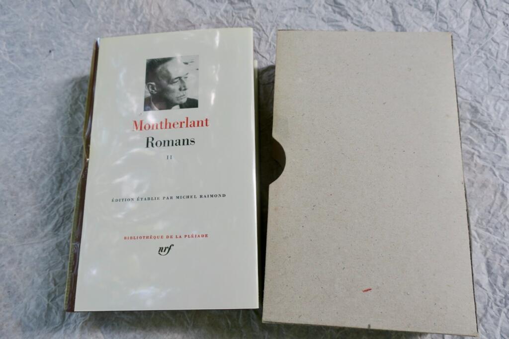 Complete novels and non-theatrical works