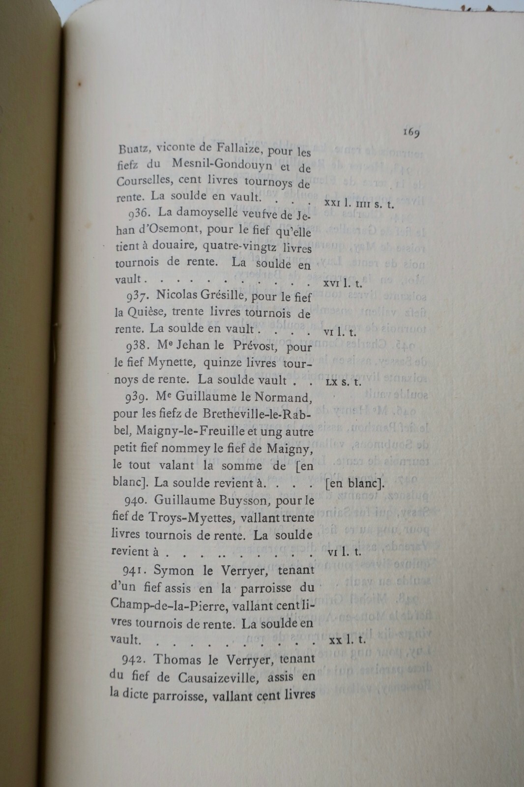 1552 Normandy military census of Caen - Image 3