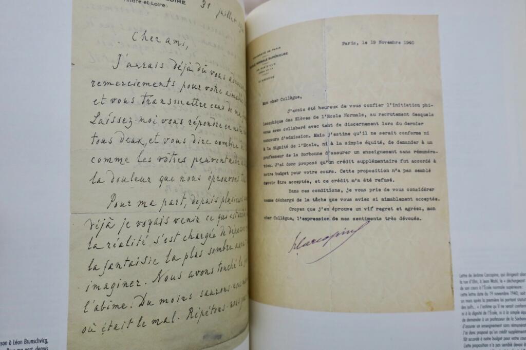 Literary life during wartime
