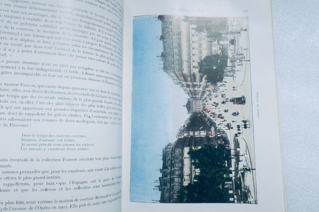 Paris LA VILLE LUMIERE. Anecdotes et documents historiques, ethnographiques 1909