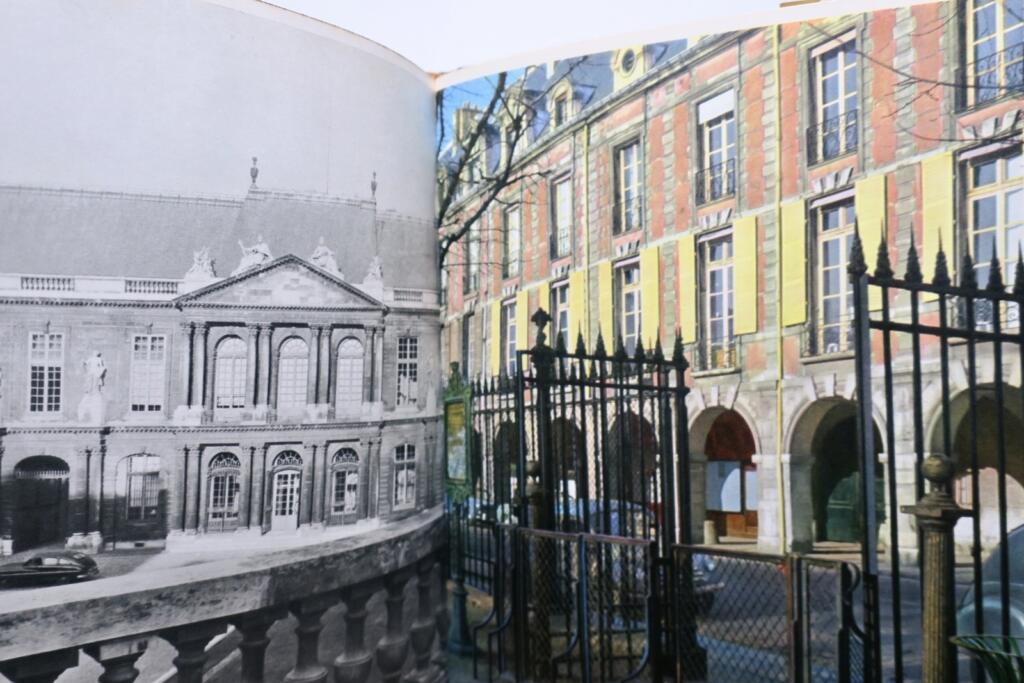 Paris. Les Albums des Guides Bleus + envoi