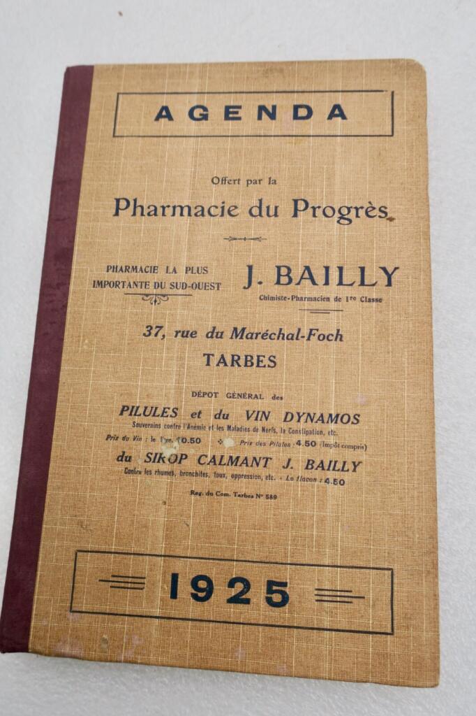 Pharmacie du progrès Tarbes 1925 agenda