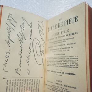 Piété Le livre de piété de la jeune fille au pensionnat et dans sa famille