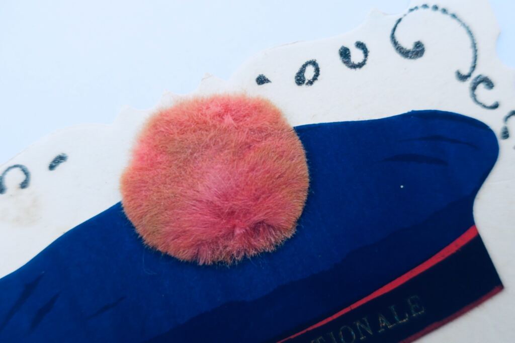 Pompon PORTE-BONHEUR bachot carte festonnée