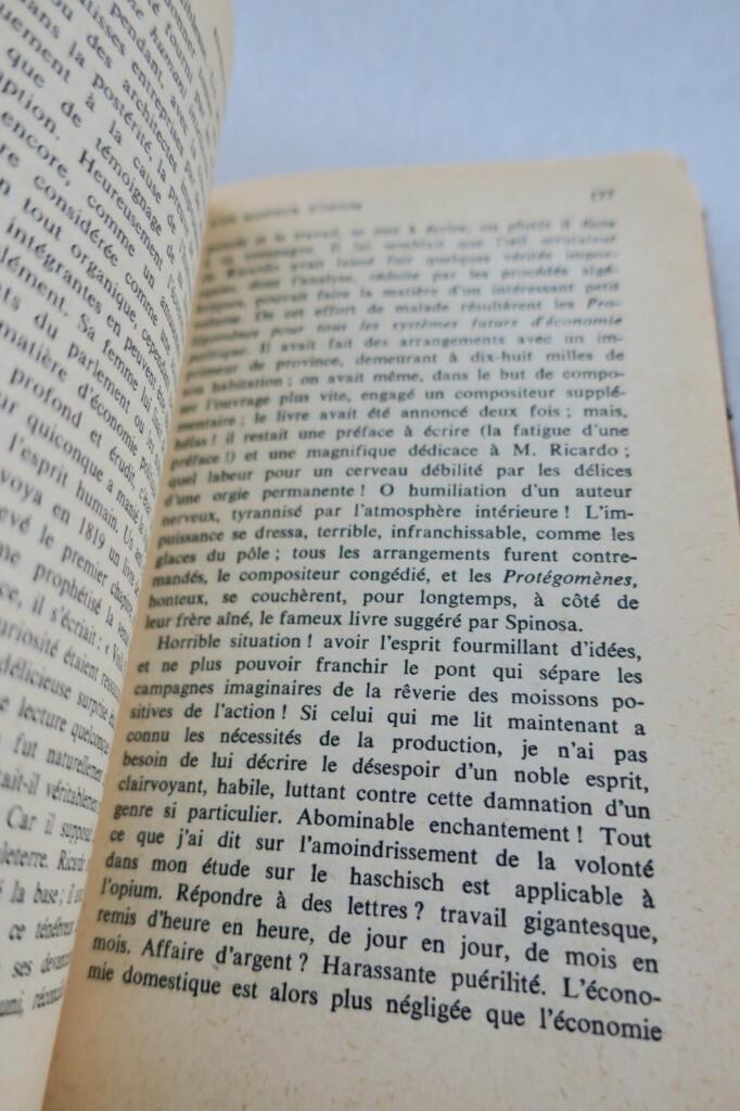 English Opium Eater's Confessions and Enchantments