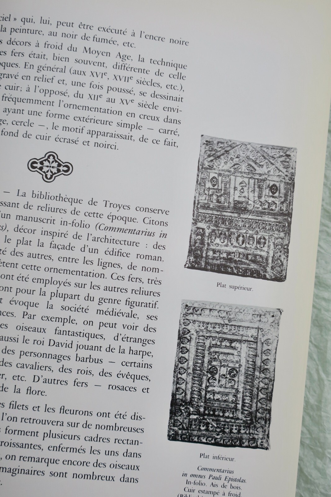 A century-spanning bookbinding history - Image 12