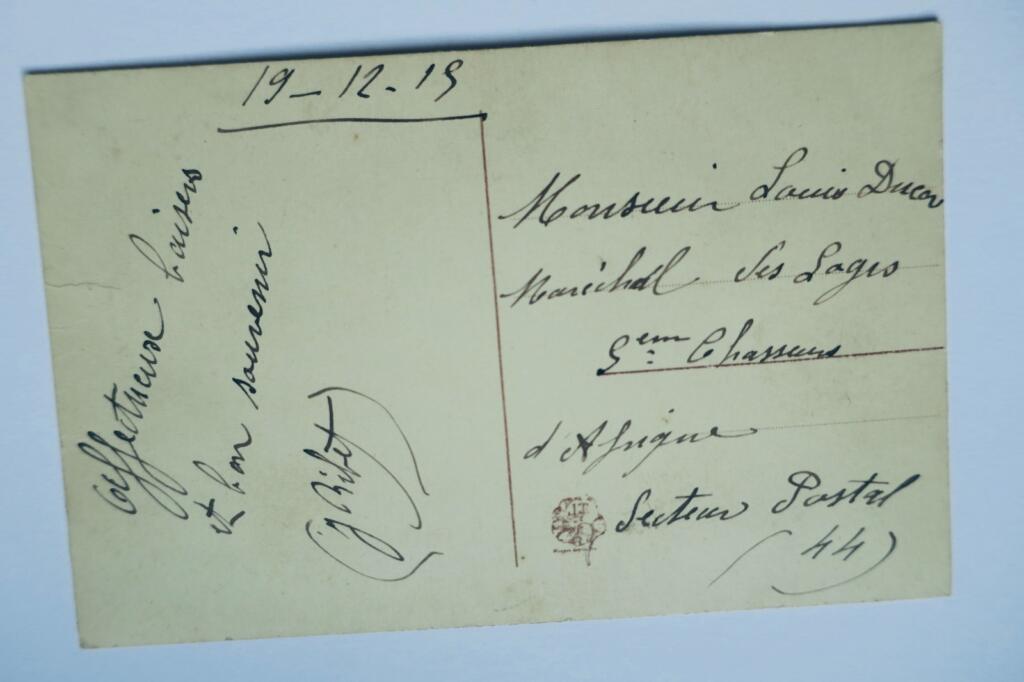 Rose ELLE T&rsquo;APPORTE MA PENSEE broderie & gaufré, chasseur d&rsquo;Afrique 1915