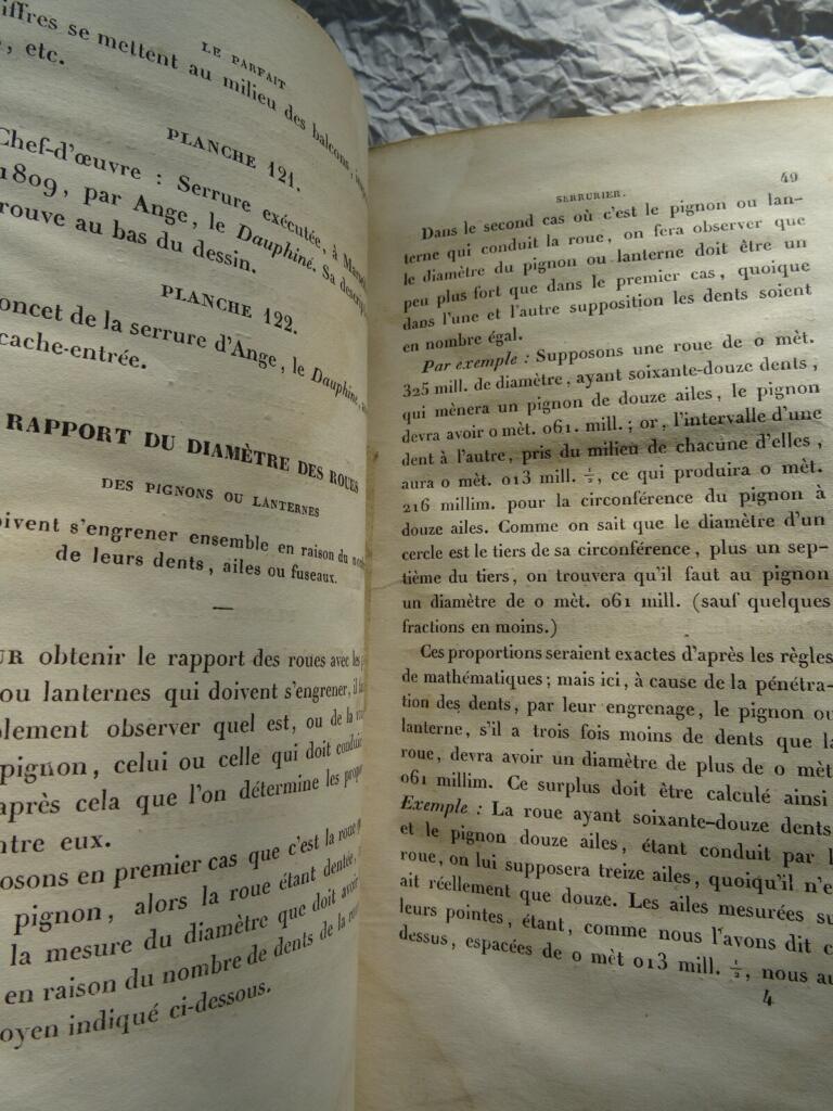 Perfect Locksmith or Complete Treatise on Works Made in Iron 1843