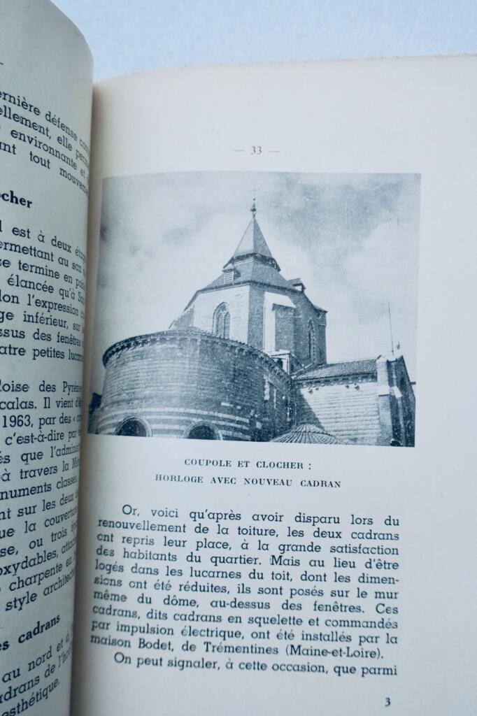 Tarbes Cathedral illustrated guide and souvenir