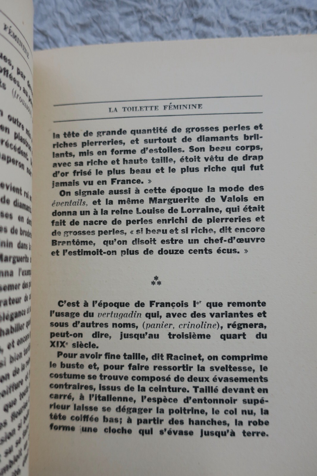 Women's Fashion from Renaissance to Baroque – Image 3