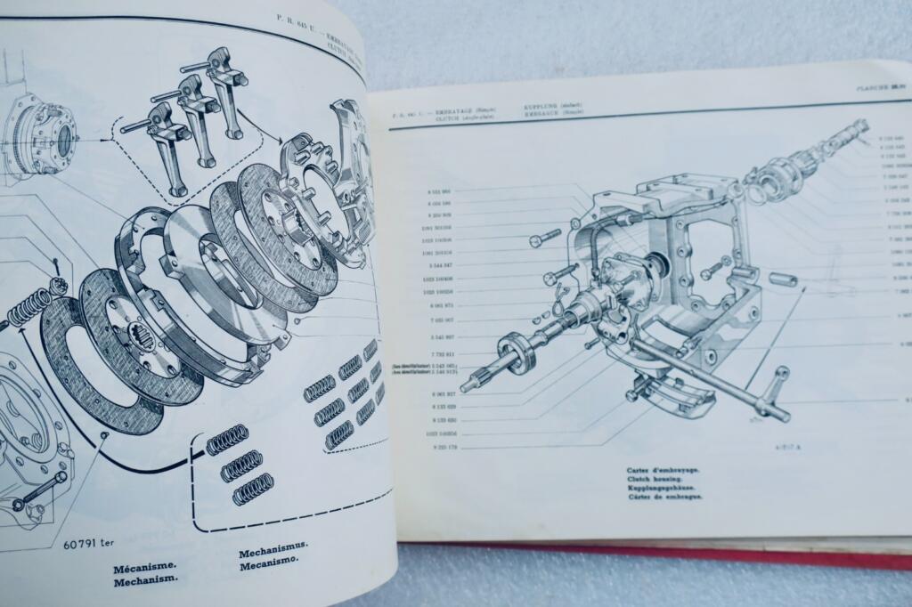 Spare parts catalog for Renault E30 tractor