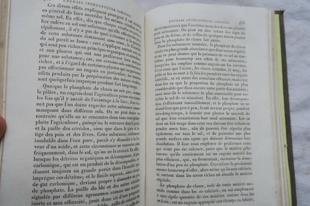 Traité théorique et pratique des amendements et des engrais…