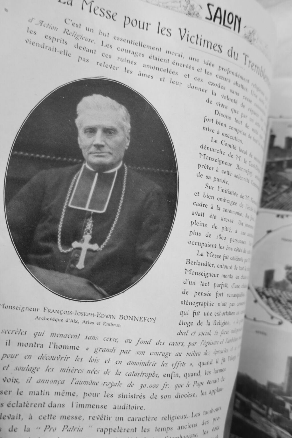 Souveniralbum des Erdbebens in der Provence