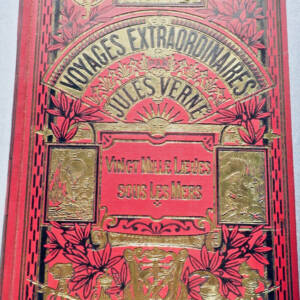 Verne Voyages Extraordinaires, Vingt Mille Lieues sous les Mers Hachette