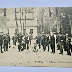 VICHY Jeu de Boules - Un point contesté
