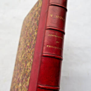 Victor Hugo Littérature et philosophie mêlées. Houssiaux