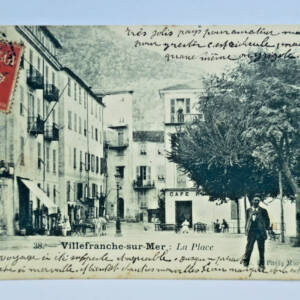 Villefranche sur mer la place