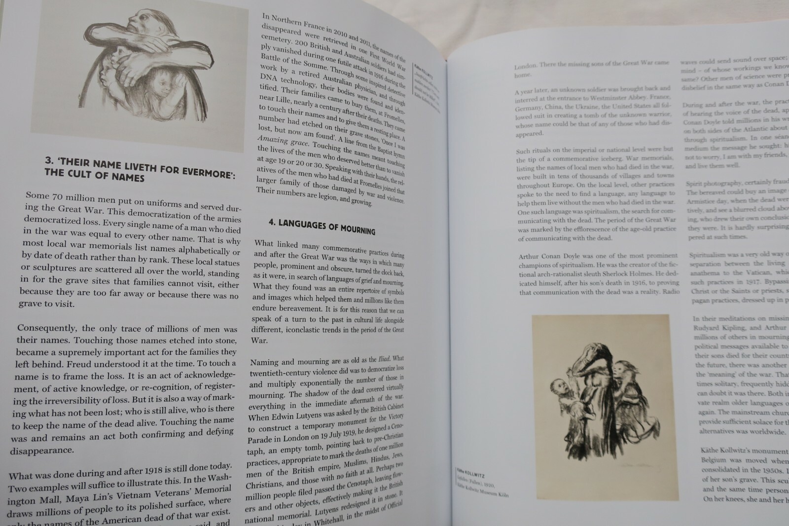 Exhibition catalog on avant-gardes at war - Image 5