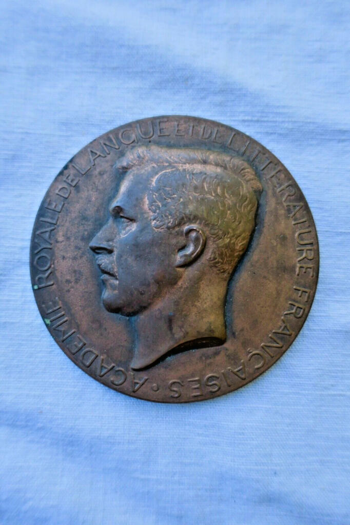 Schöne Kupfermedaille für Dichter Gregh