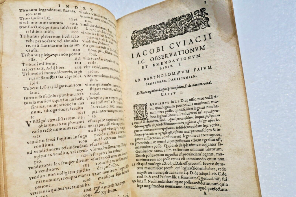 ancien CUJAS Iacobi CUIACII praeclarissimi observationum et emendationum 1591