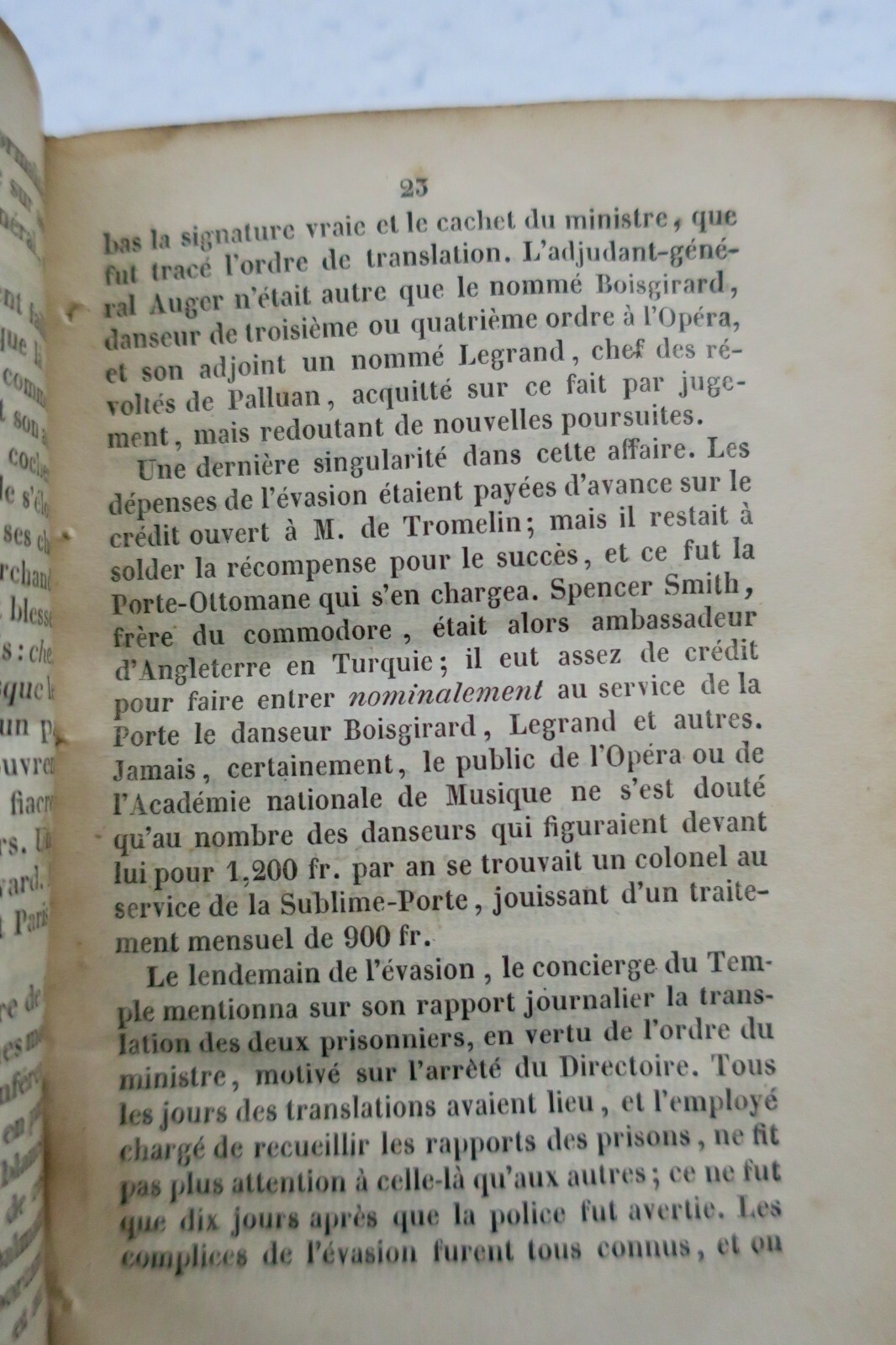Memories of the Empire and Restoration<span class="lla-card-orig-wrap"><span class="lla-card-orig">❦ Anecdotes de l’Empire et de la Restauration. Souvenirs ..1839</span></span> - La Librairie Antique