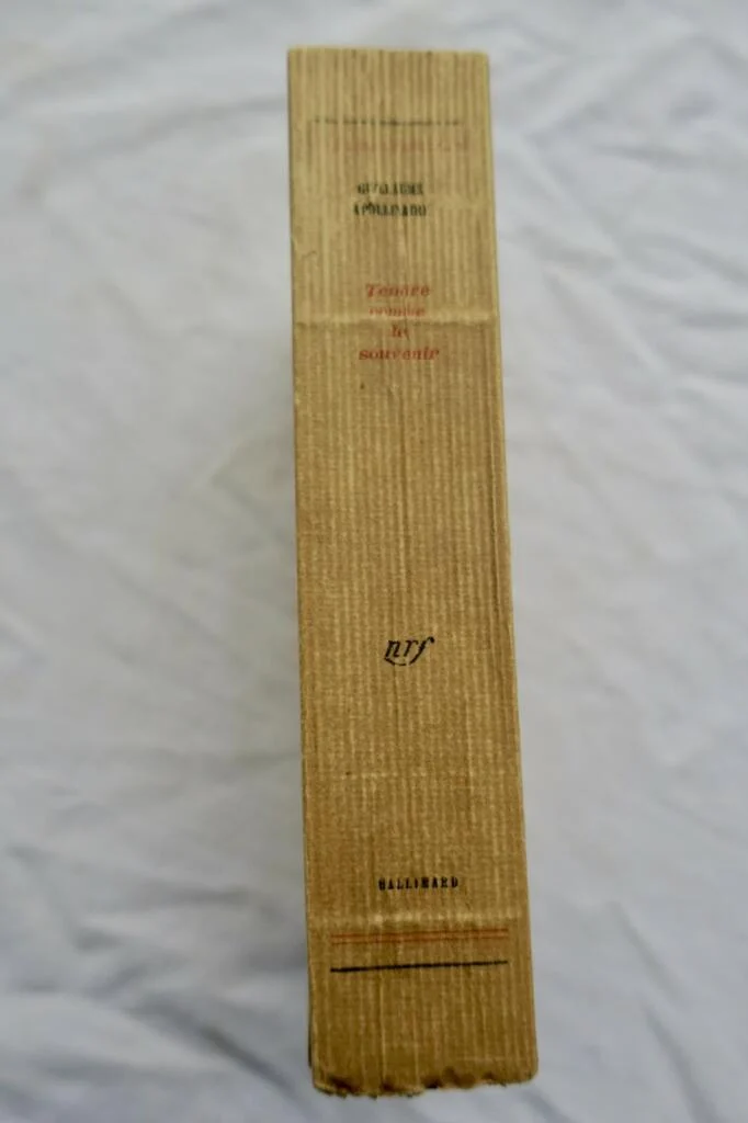 APOLLINAIRE Tendre comme le souvenir, H. C. / Madagascar