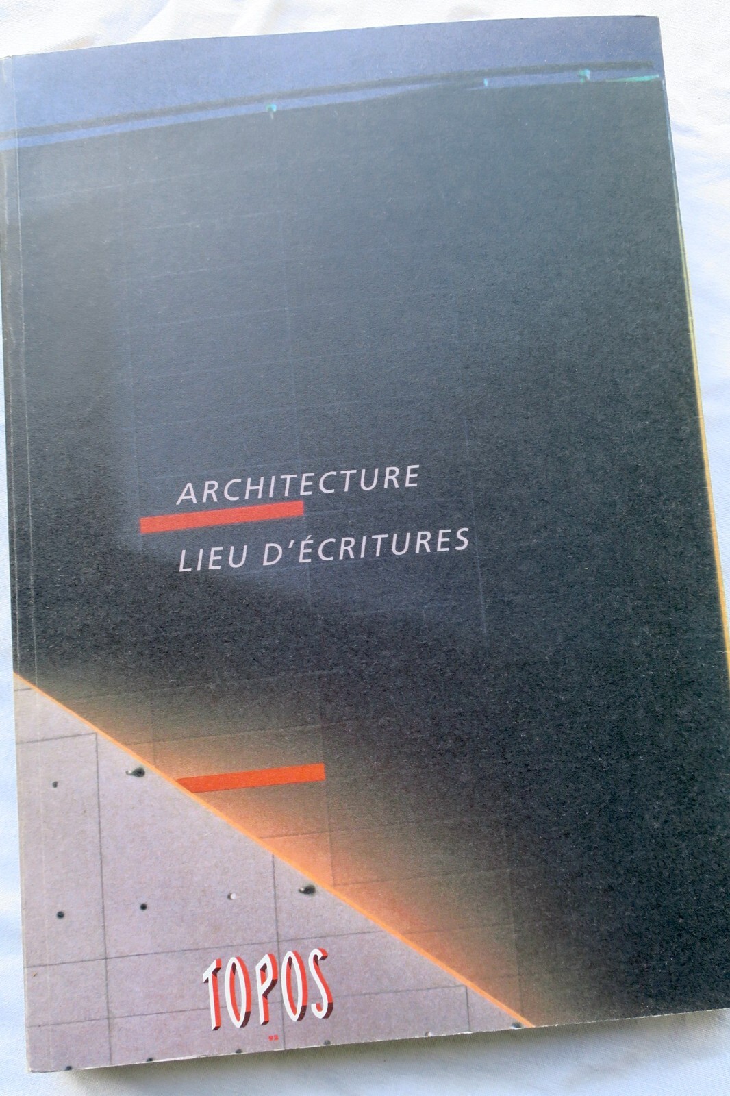 Architecture as a Literary Space<span class="lla-card-orig-wrap"><span class="lla-card-orig">❦ ARCHITECTURE LIEU D’ECRITURE 1989</span></span> - La Librairie Antique