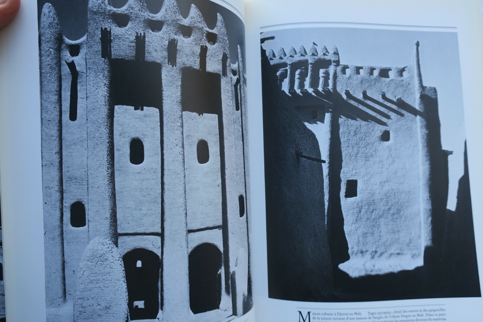 Exploring Earth Architecture - Image 3