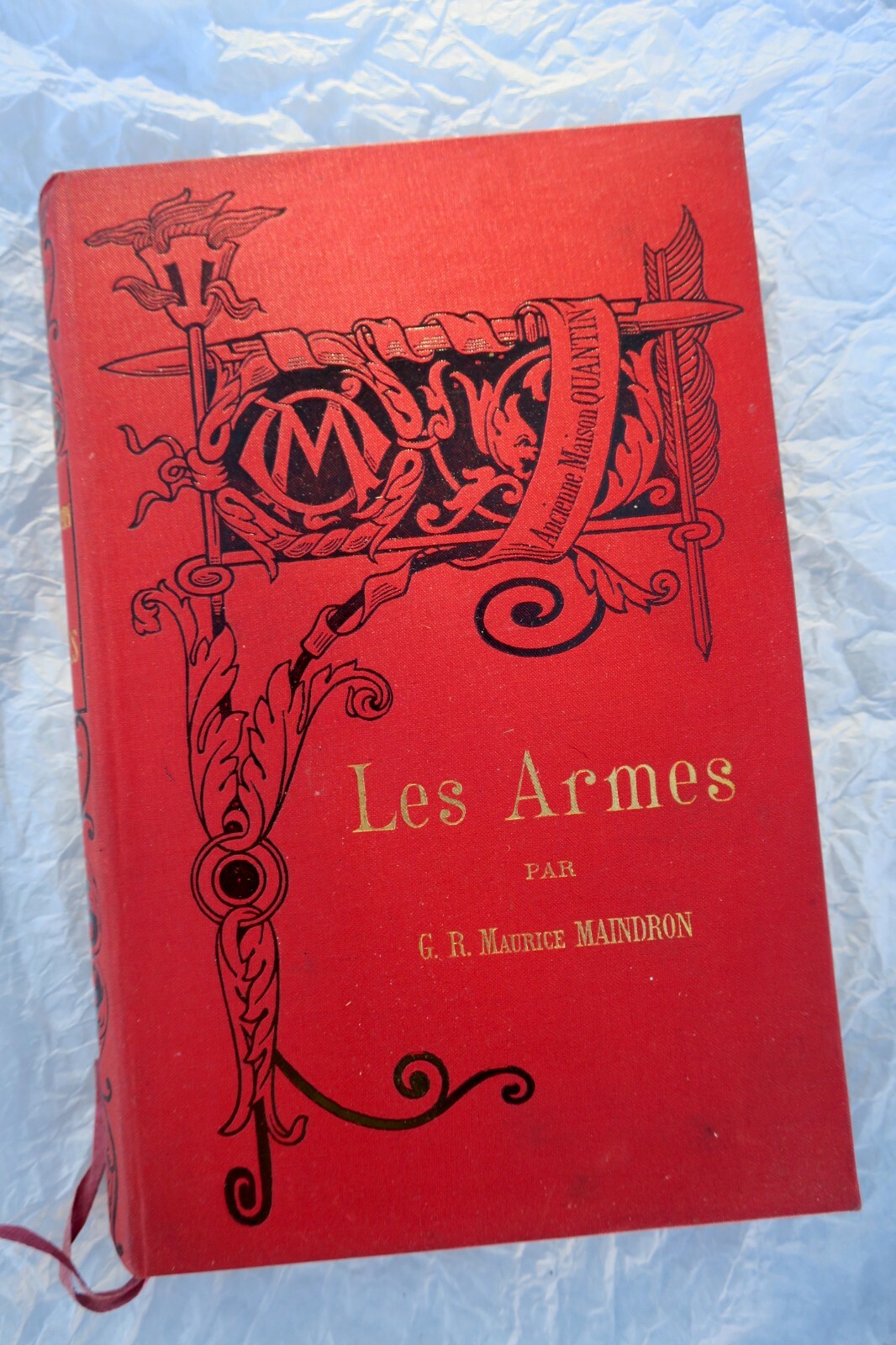 History of Arms from Stone Age<span class="lla-card-orig-wrap"><span class="lla-card-orig">❦ arme MAINDRON 1890 LES ARMES</span></span> - La Librairie Antique