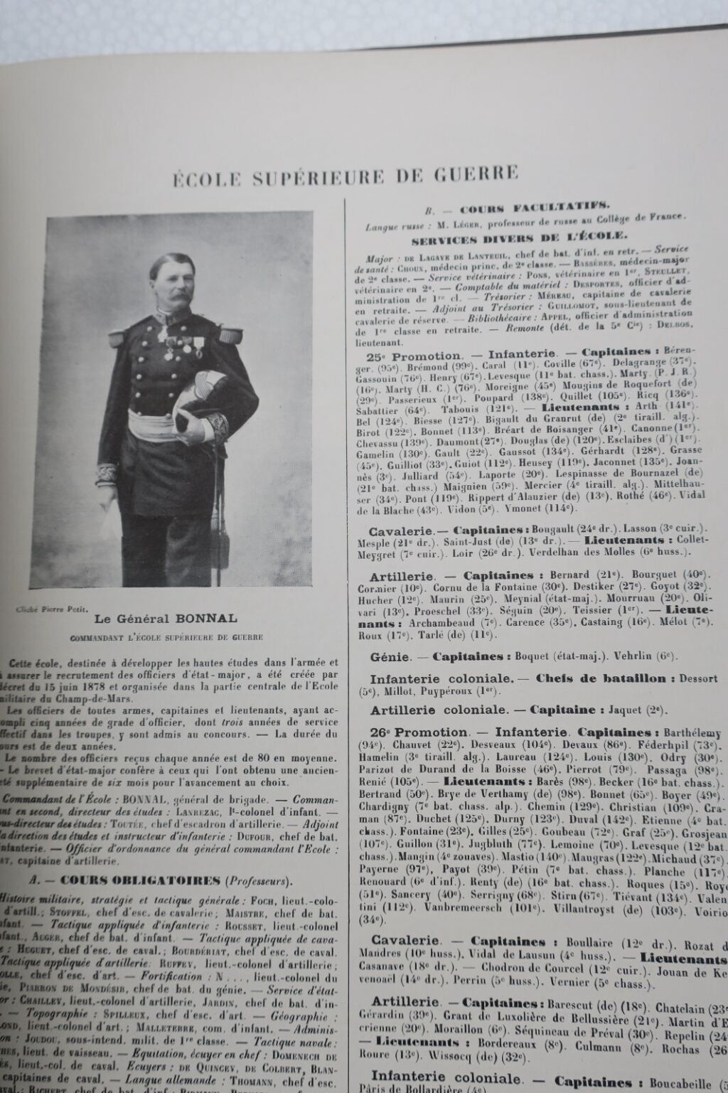 Französisches Armeejahrbuch 1901 mit Widmung